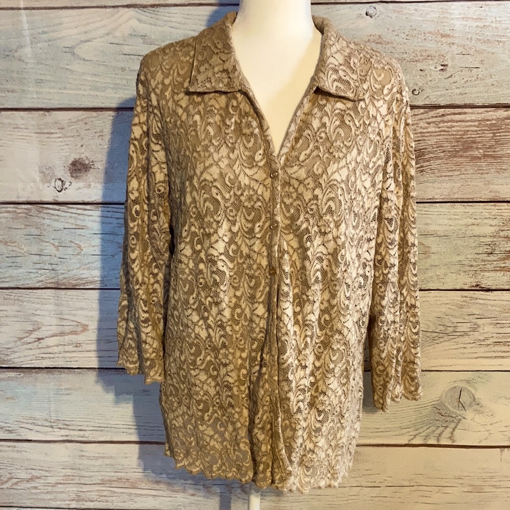 COPY - 18/20 Avenue beige lace button down blouse. Long sleeve.